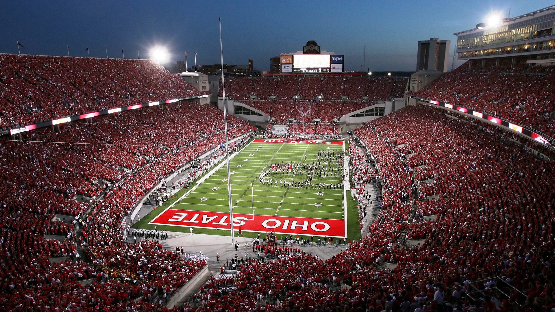 开云中国-_城市夜跑融合：运动与音乐、灯光盛宴_，夜跑夜景
